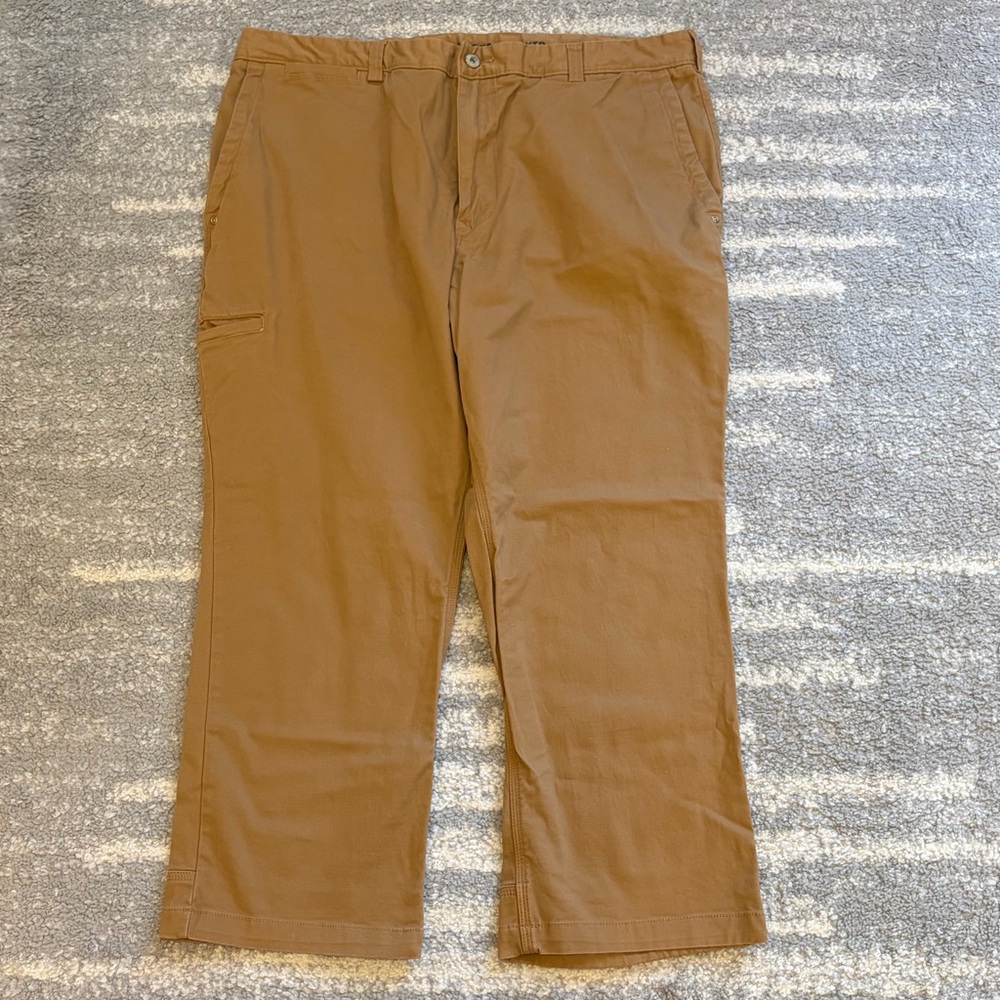 Duluth Trading Co Men's Tan Chinos 40x28